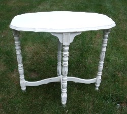 chippy white table