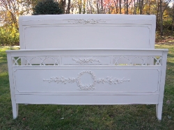 SHabby chic painted bed distressed